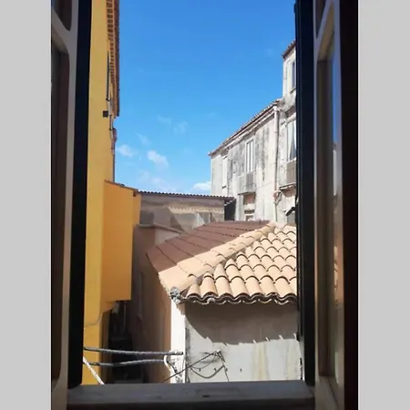 Apartment Elvira, Nel Centro Storico Di Tropea! *